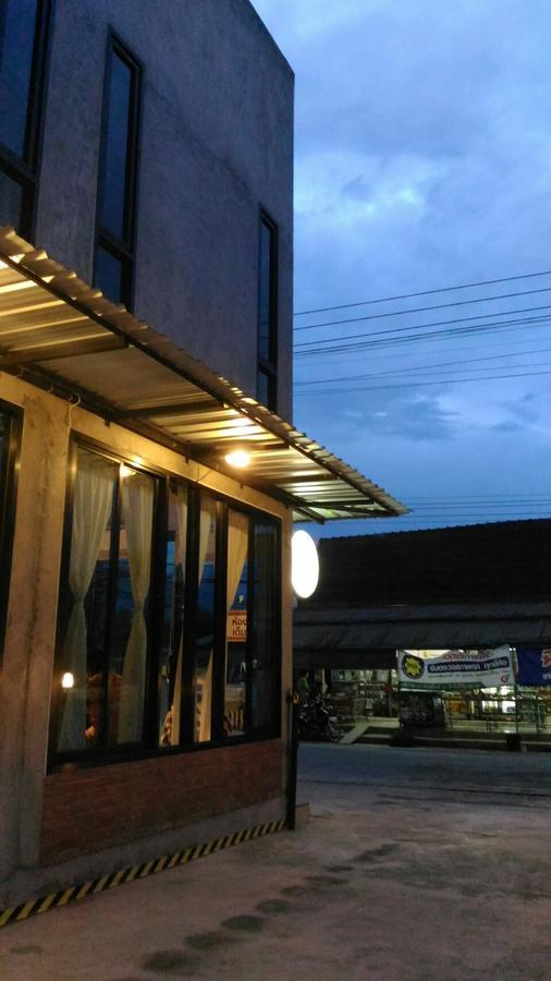Bedtime Story Hotel Mae Sai Bagian luar foto