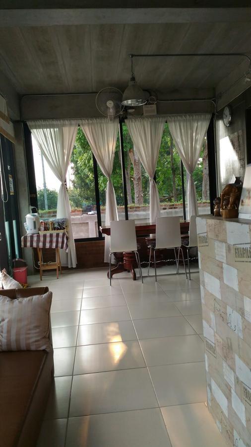 Bedtime Story Hotel Mae Sai Bagian luar foto